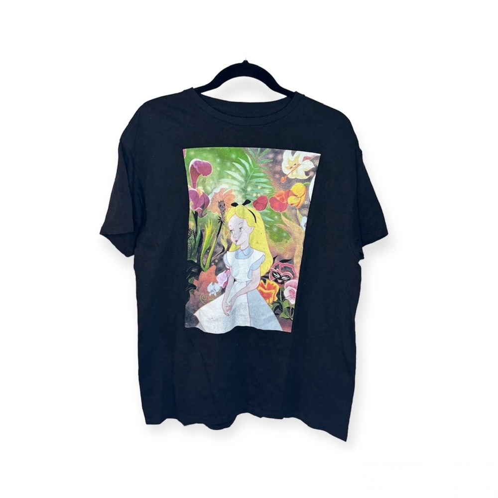Alice in Wonderland T-Shirt UNIQUE